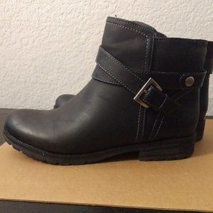 Natural Soul Size 9M Black Boots